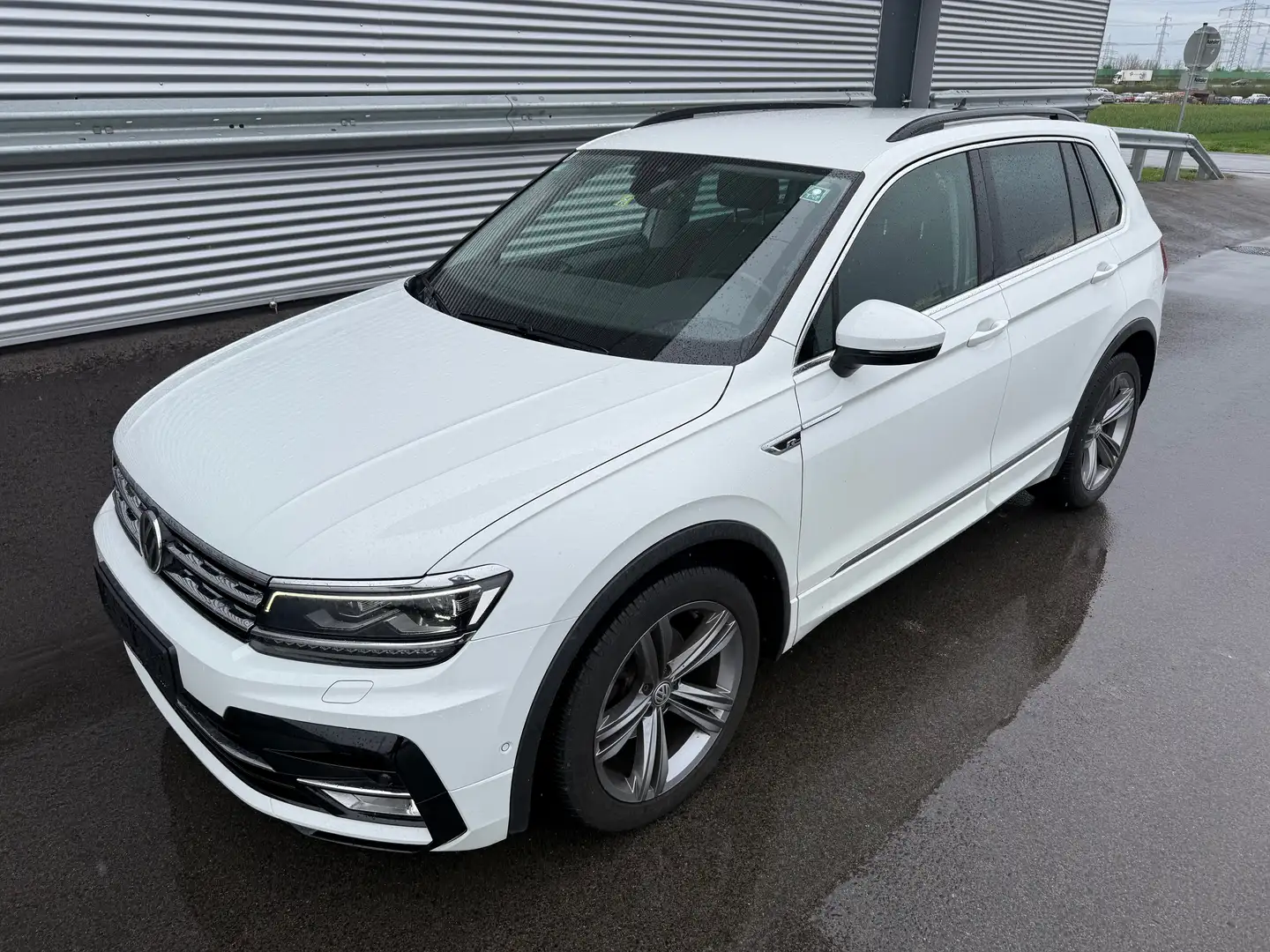Volkswagen Tiguan 2,0 TDI SCR R-Line ID:120 Weiß - 1