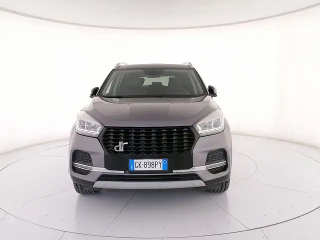 DR Automobiles DR4.0 view 5