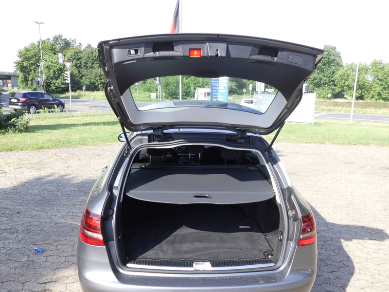 Mercedes-Benz C 200 C 200 (205.277) — photo 12