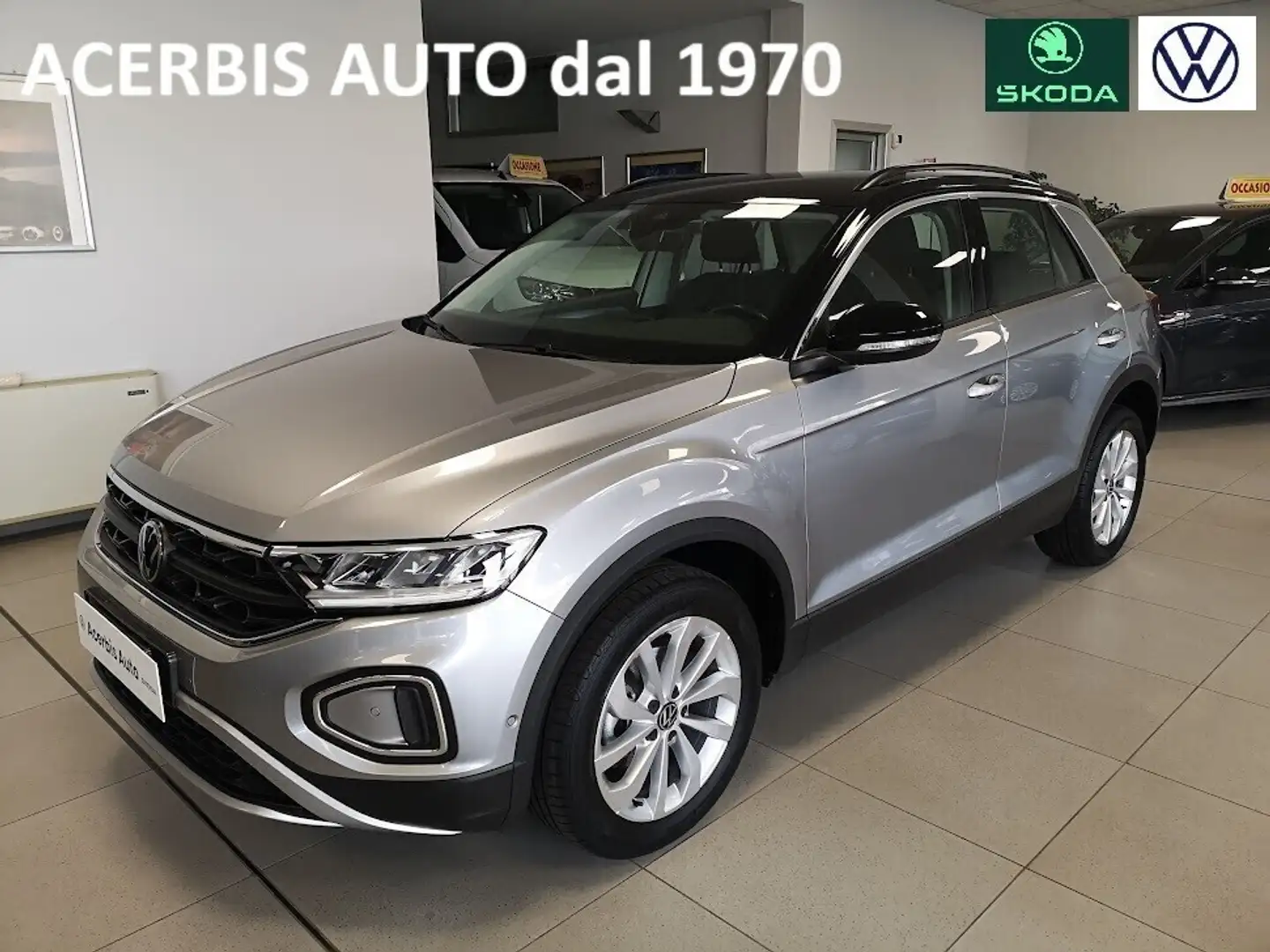 Volkswagen T-Roc T-Roc 1.0 TSI Life 110CV 6 marce Fari led Grigio - 1