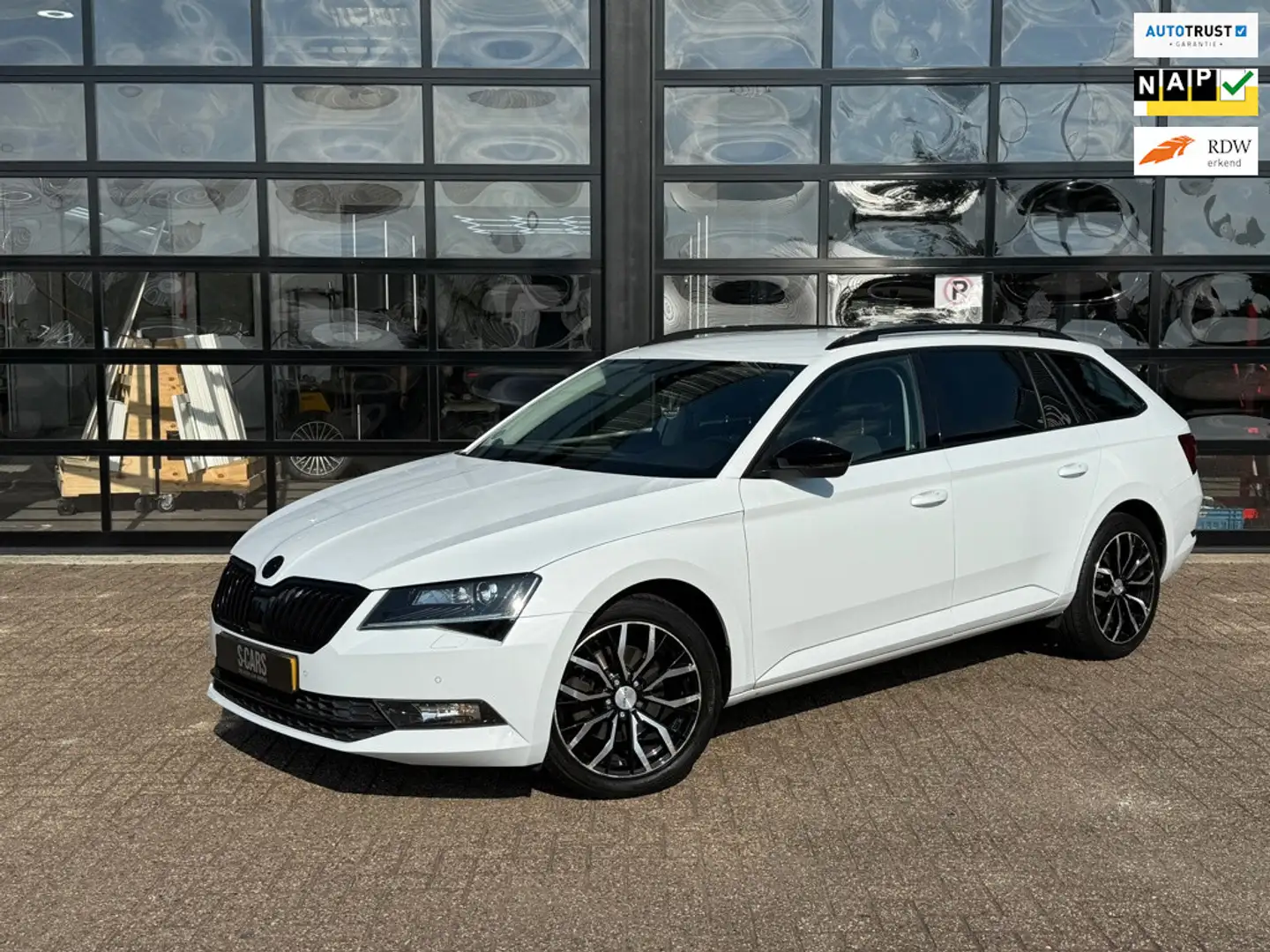 Skoda Superb Combi 1.8 TSI Ambition Business Wit - 1