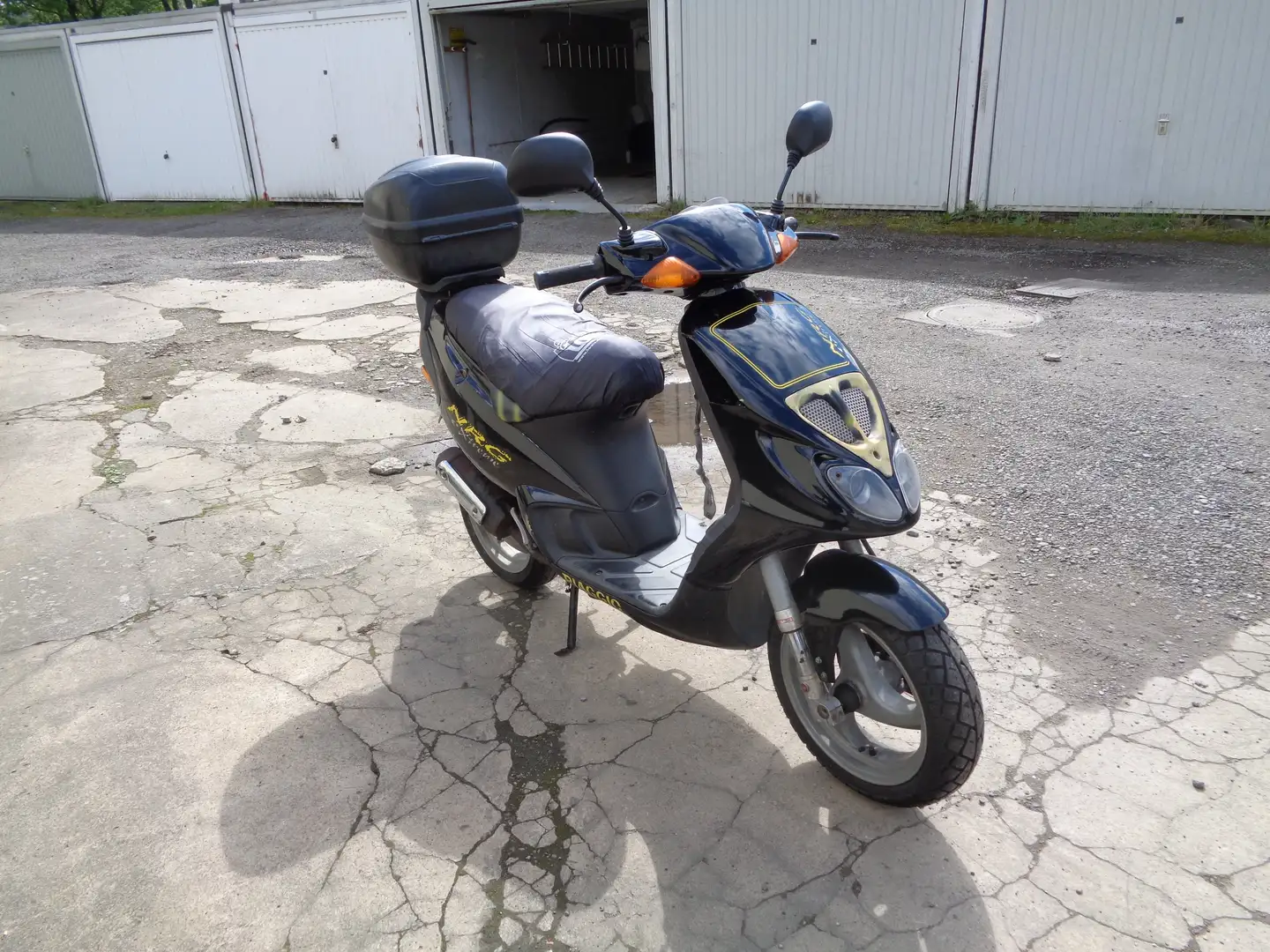 Piaggio NRG 50 Extreme AC Czarny - 1