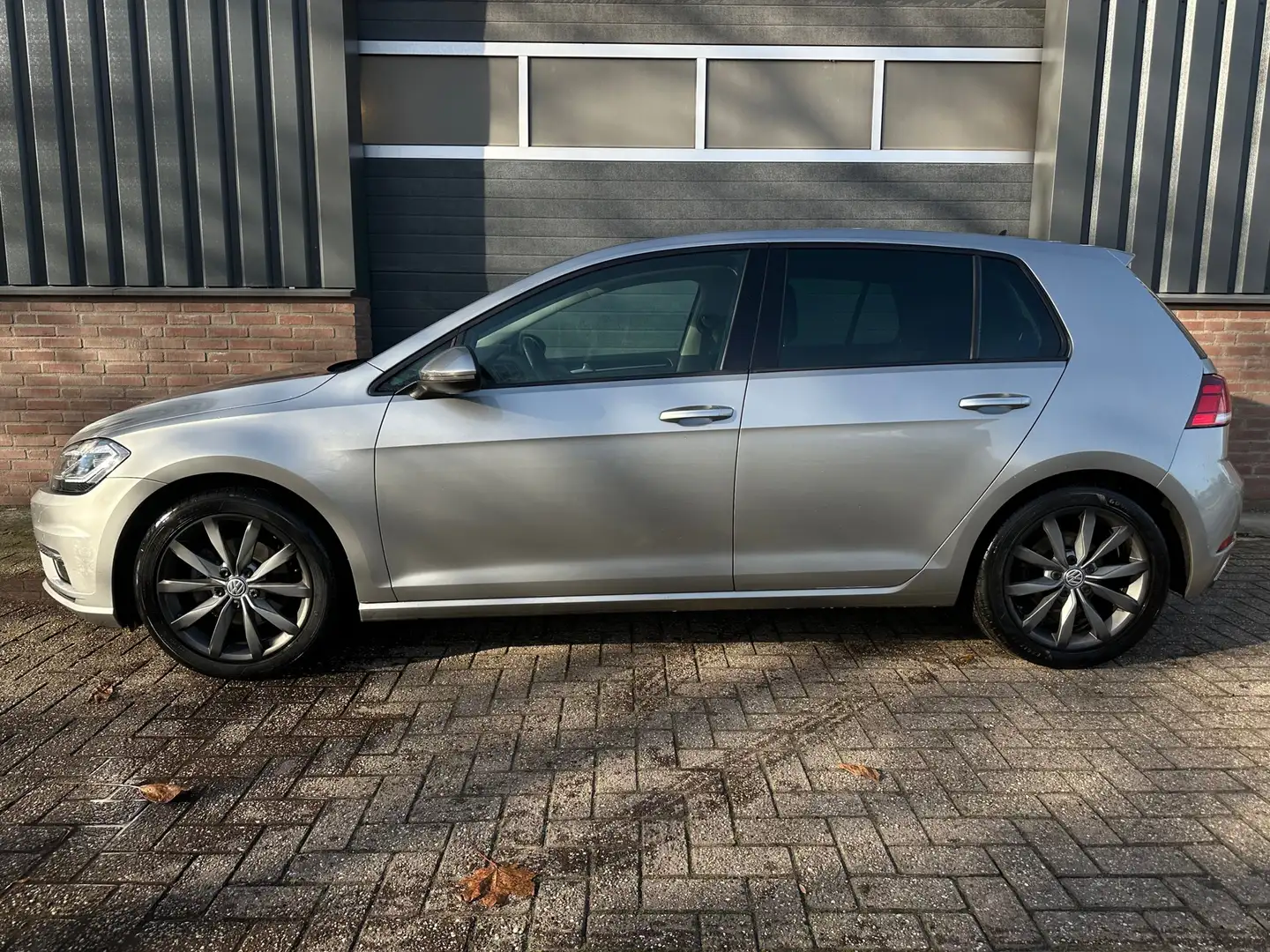 Volkswagen Golf Variant 1.4 TSI Highline Gris - 2