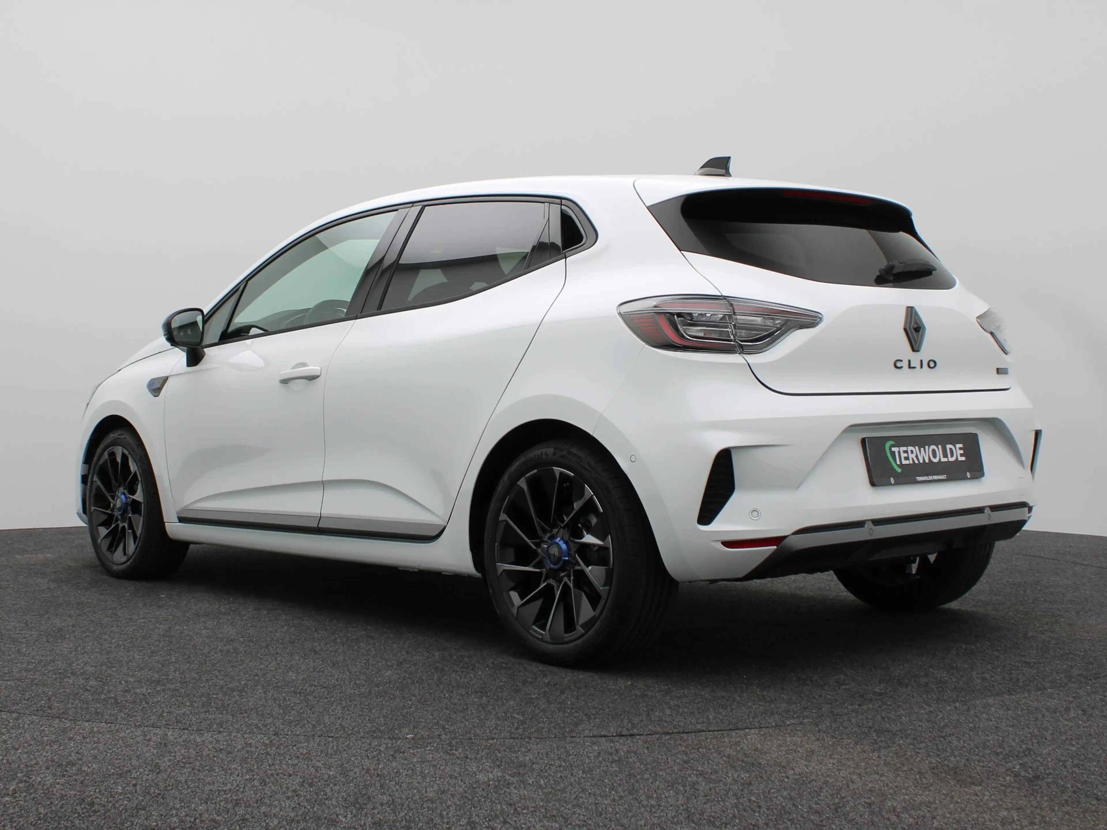 Renault Clio esprit Alpine full hybrid E-Tech 145 | Adapt. Crui — photo 3