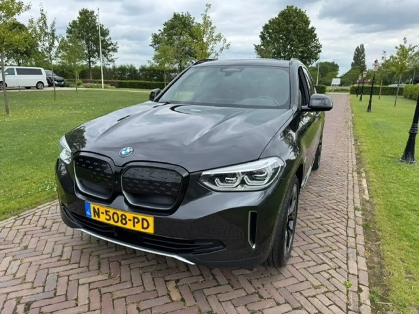 BMW iX3 High Executive Full Options Automaat Grijs - 1