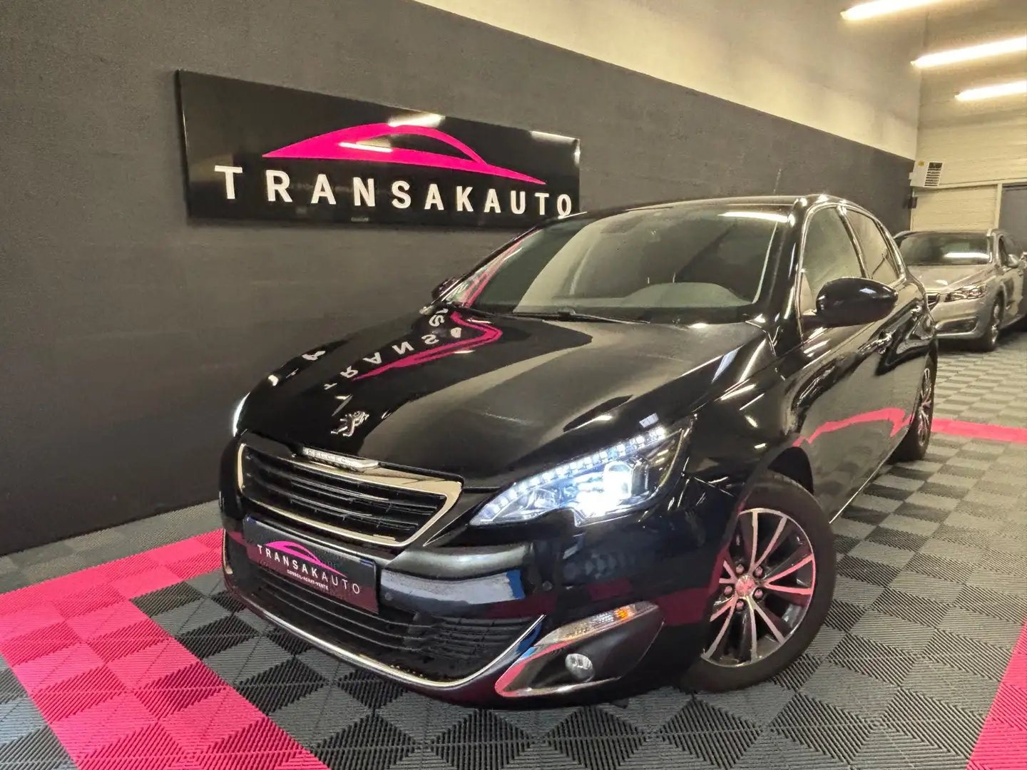 Peugeot 308 Allure Zwart - 1