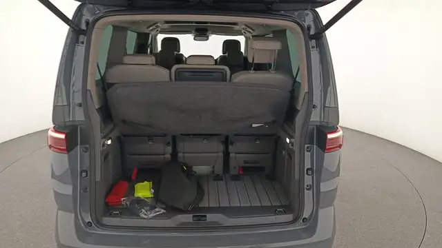 Volkswagen Multivan view 7