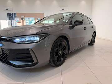 Passat 2.0 tdi scr R-Line 150cv dsg