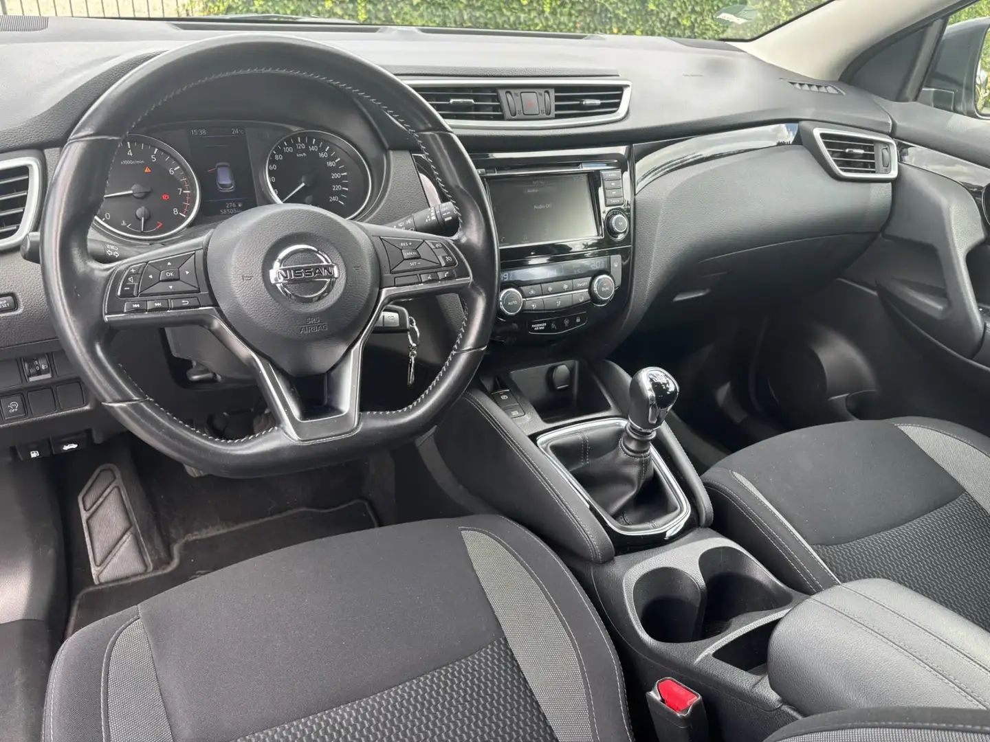 Nissan Qashqai 1.3 DIG-T Acenta | Cruise control | Camera achter Zwart - 2
