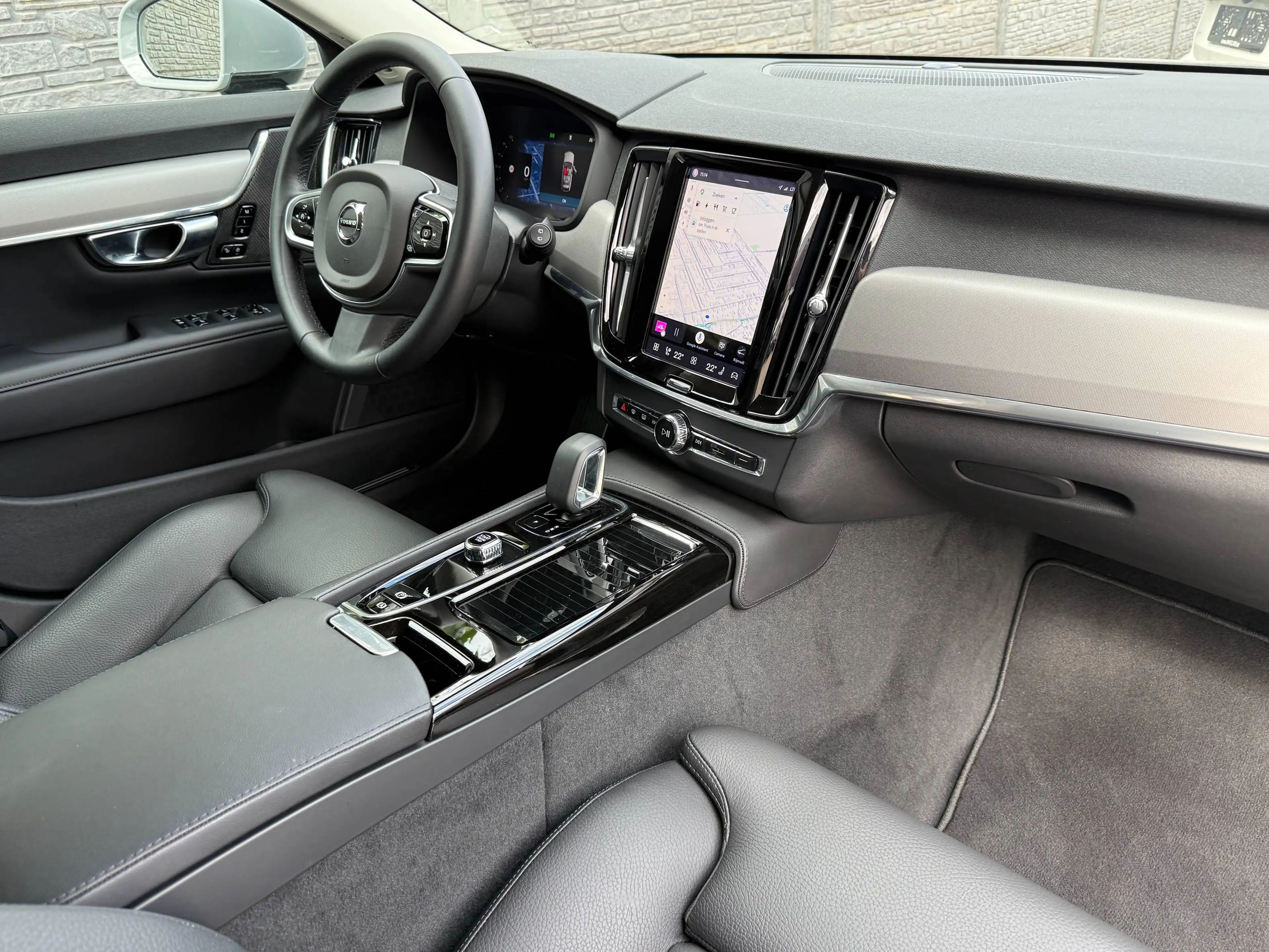 Volvo V90 T6 AWD PHEV Core Bright "Leder/Harman Kardon" — photo 9