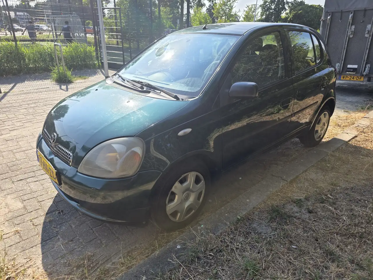 Toyota Yaris 1.3-16V VVT-i Sol AUTOMAAT, foto 3