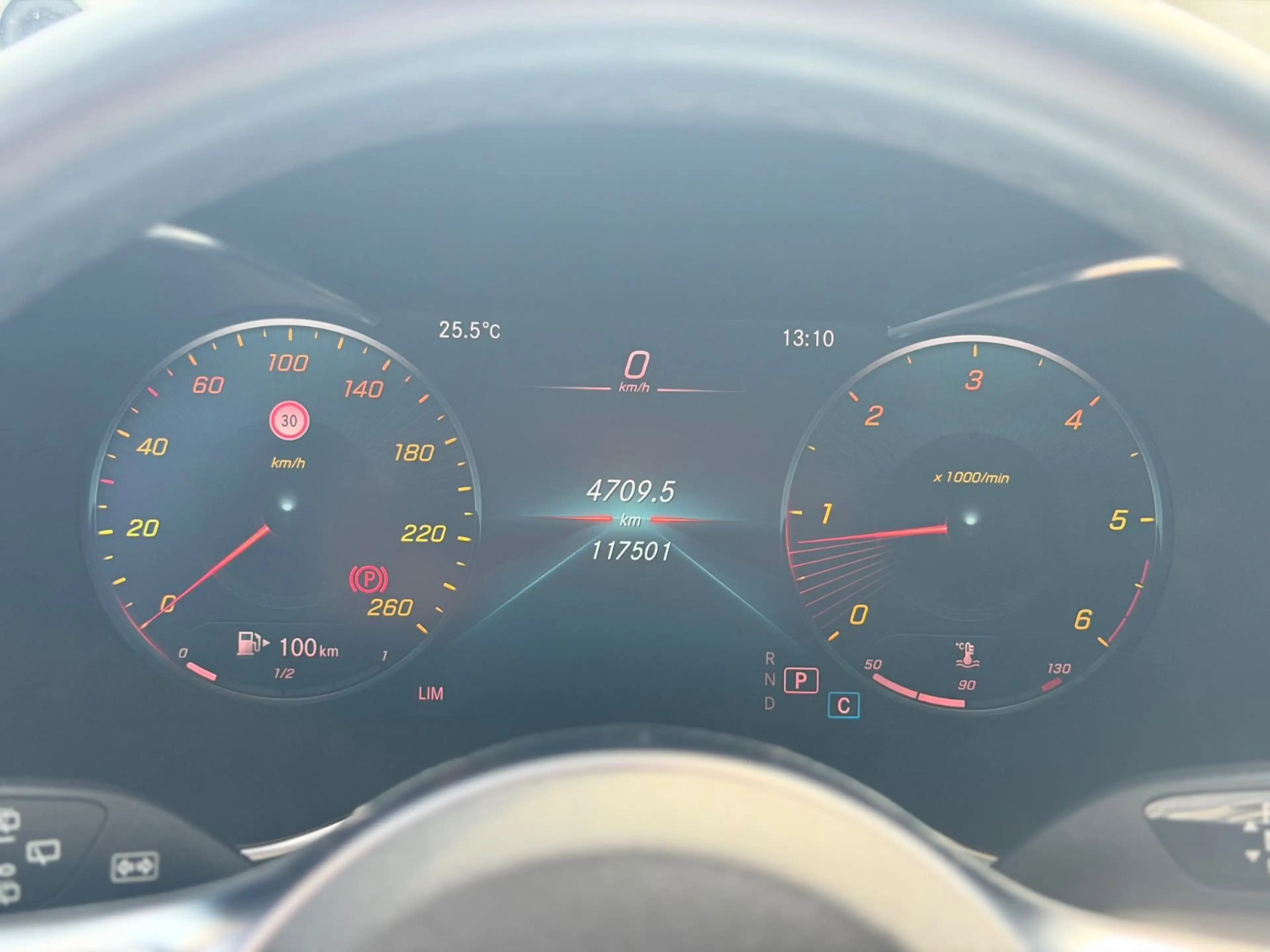 Mercedes-Benz GLC 300 d AMG 4Matic PANO/VIRTUELL/KEYLESS — photo 14