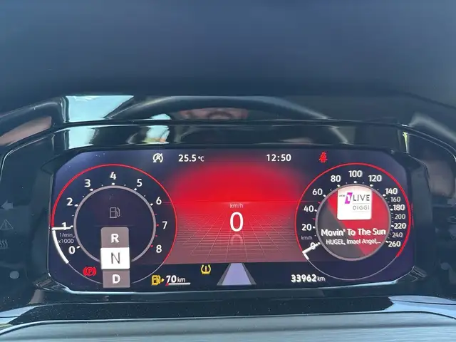 Volkswagen Golf view 11