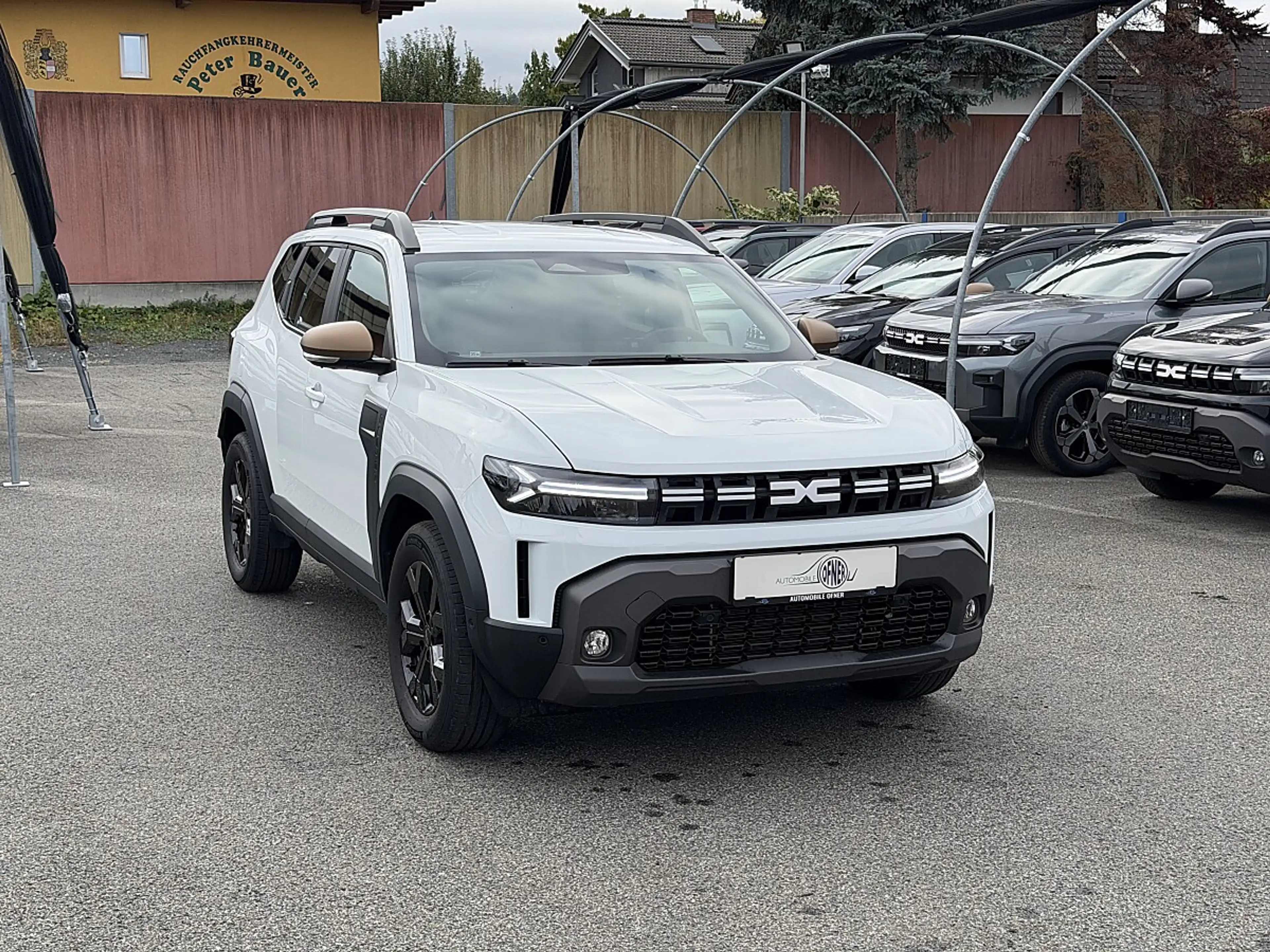 Dacia Duster Extreme Hybrid 155 LED PDC 360°Multi-View Navi ... — photo 3