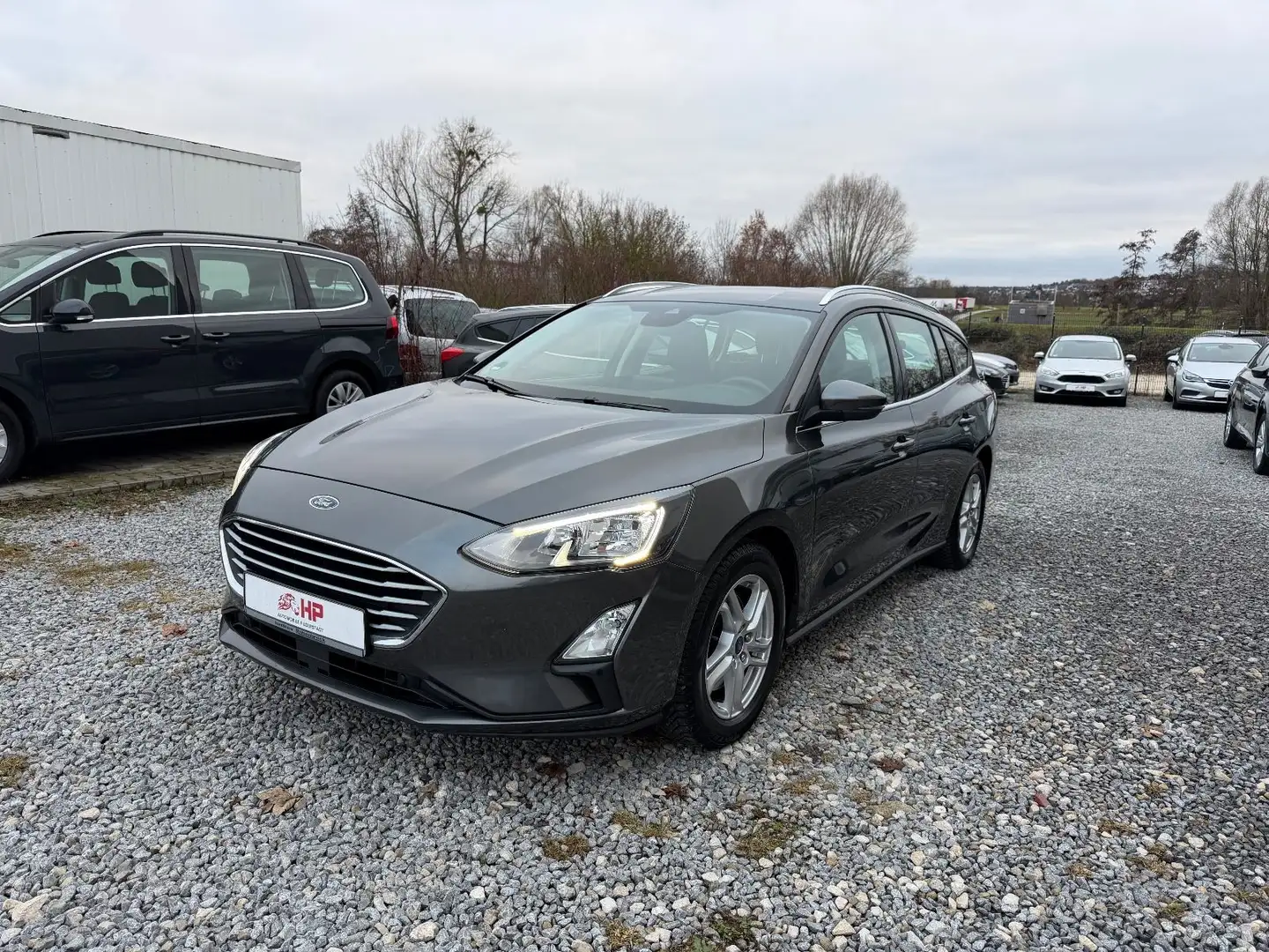 Ford Focus Turnier 1.5 ECOB Cool & Connect/1.Hand/LED Gris - 1