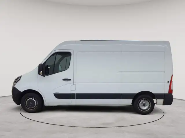 Opel Movano view 6