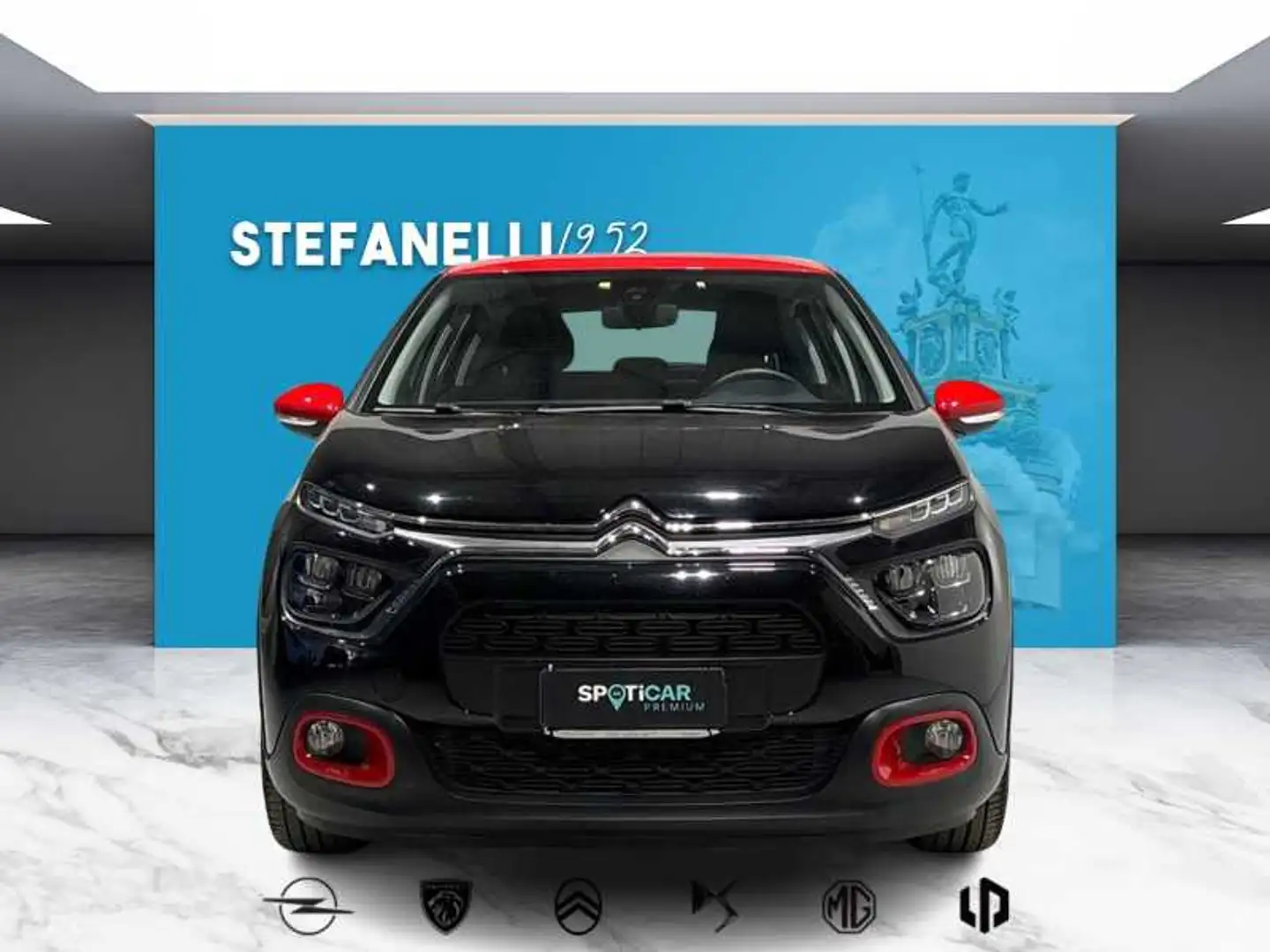 Citroen C3 III 2017 - C3 1.2 puretech Shine s&s 83cv neopaten Schwarz - 2