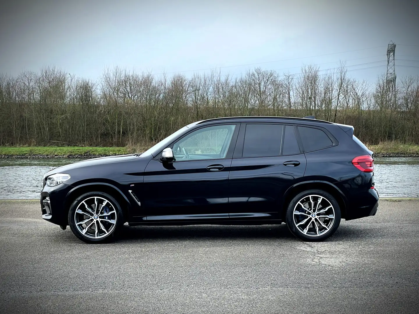 BMW X3 M40i xDrive High Executive / PANO / HEAD UP / SHAD Zwart - 2