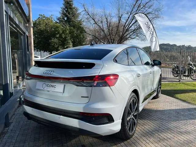 Audi Q4 E-Tron view 6