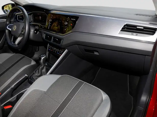 Volkswagen Polo view 10