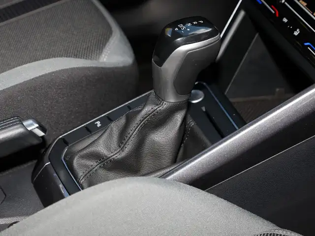 Volkswagen Polo view 11