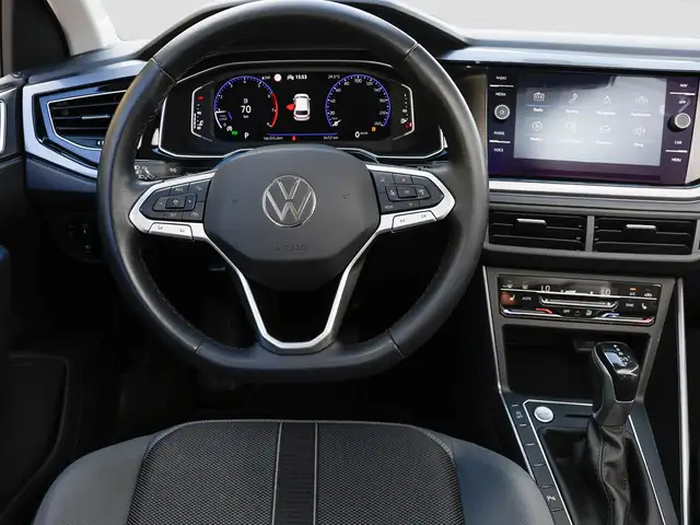 Volkswagen Polo view 14