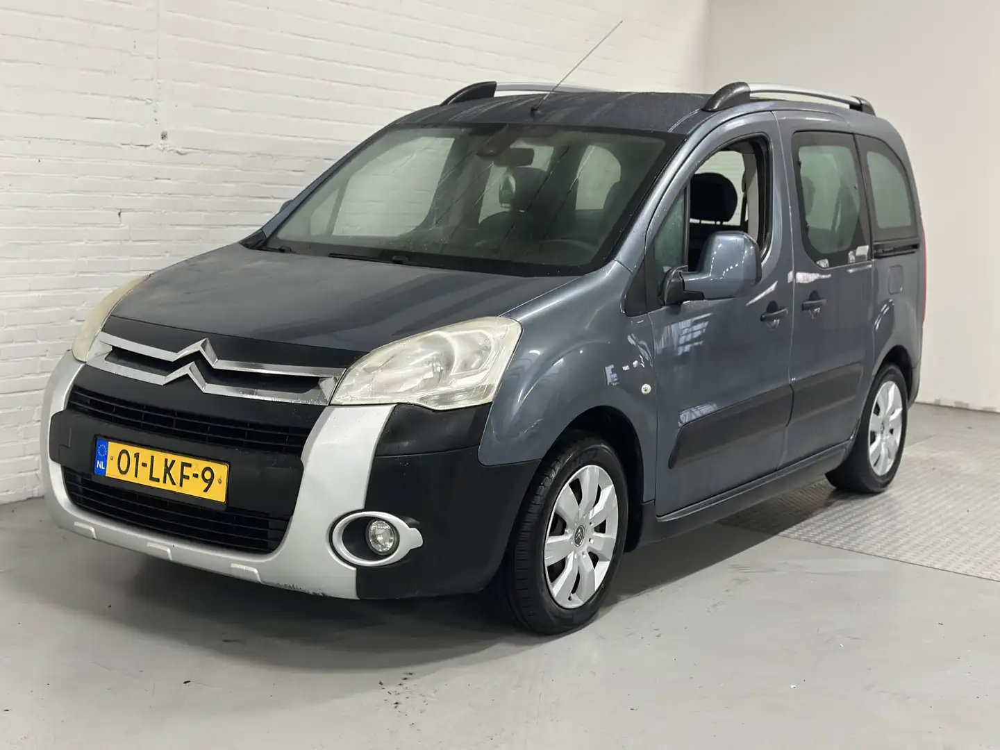 Citroen Berlingo 1.6 VTi 120 XTR AIRCO / TREKHAAK / CRUISE /LMV Grau - 1