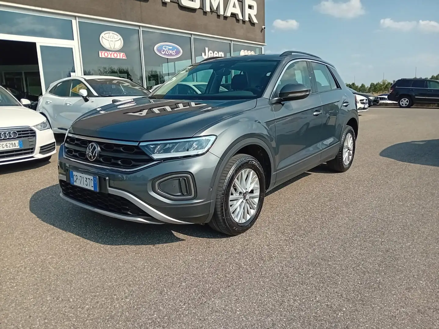Volkswagen T-Roc 2.0 tdi 150cv Dsg EURO 6 Grigio - 2