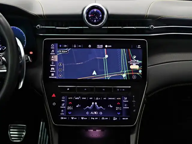 Maserati Grecale view 9