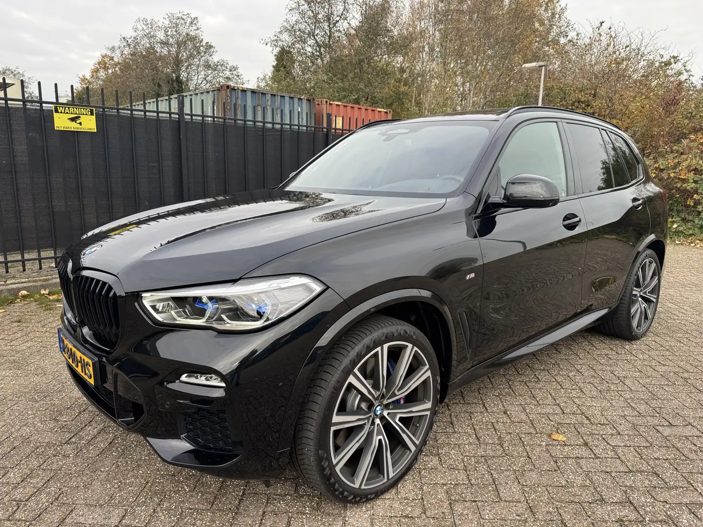 BMW X5 xDrive30d High Executive M Sport Individual Bowers Zwart - 1
