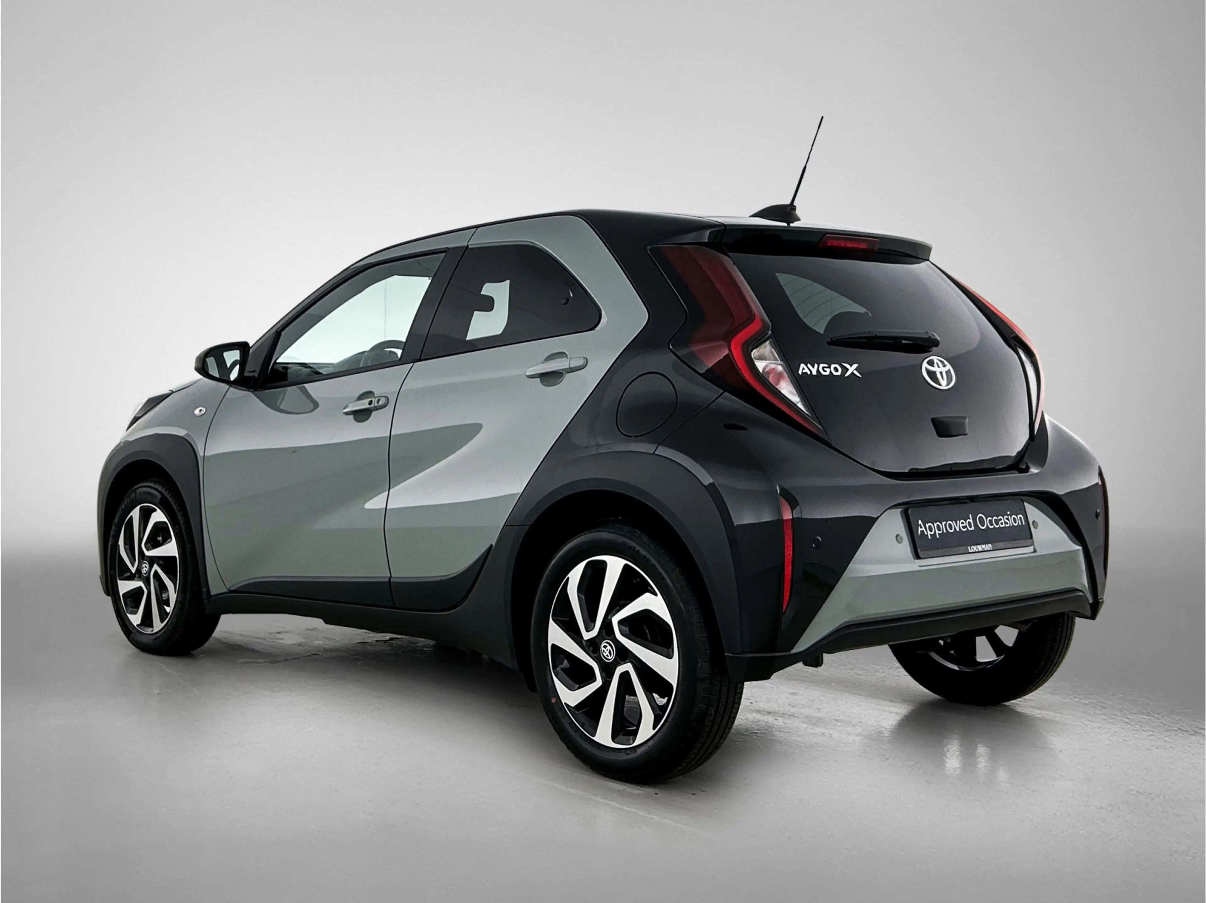 Toyota Aygo X 1.0 VVT-i S-CVT Pulse + | BTW Voertuig | Parkeerse — photo 15