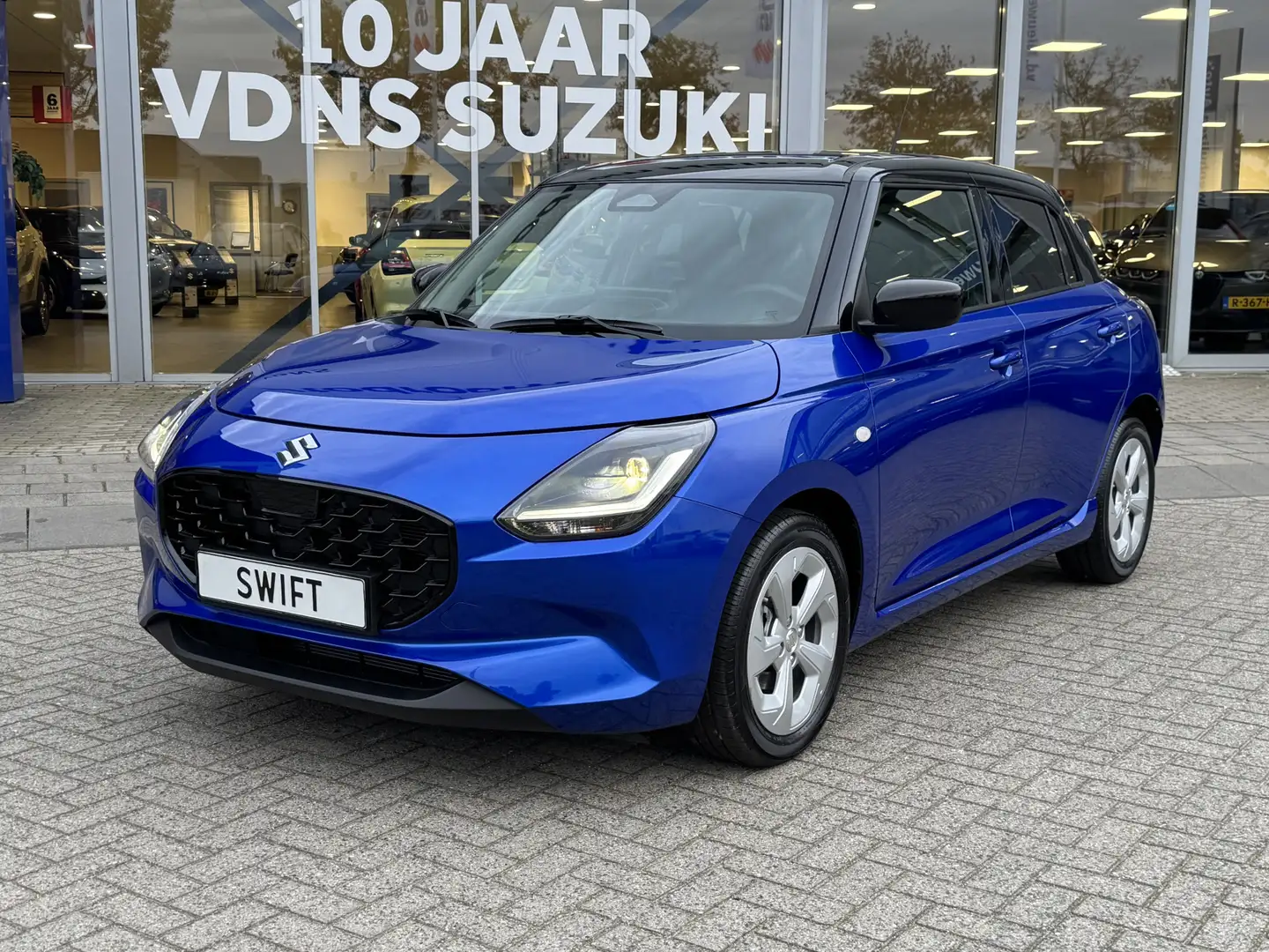 Suzuki Swift 1.2 Select Smart Hybrid OP korte termijn leverbaar Blauw - 2
