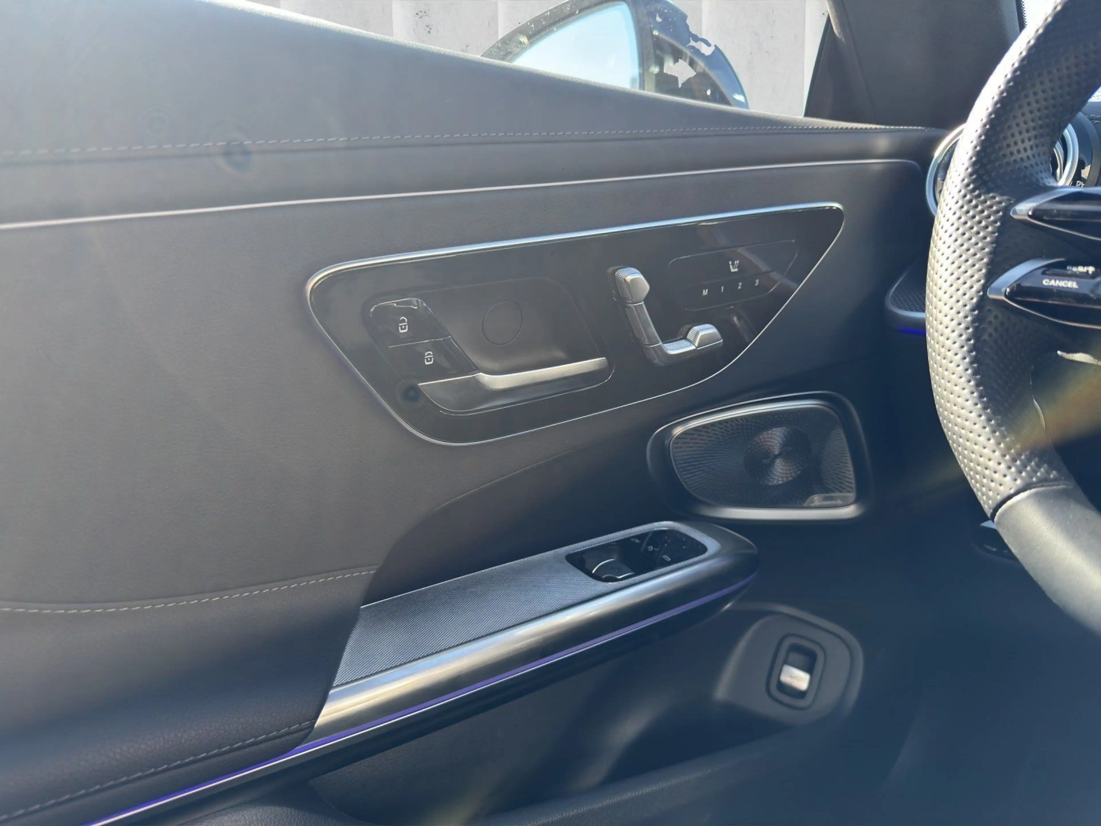 Mercedes-Benz CLE 220 d AMG Premium Night Pano Burm HUD Dig-Li — photo 12