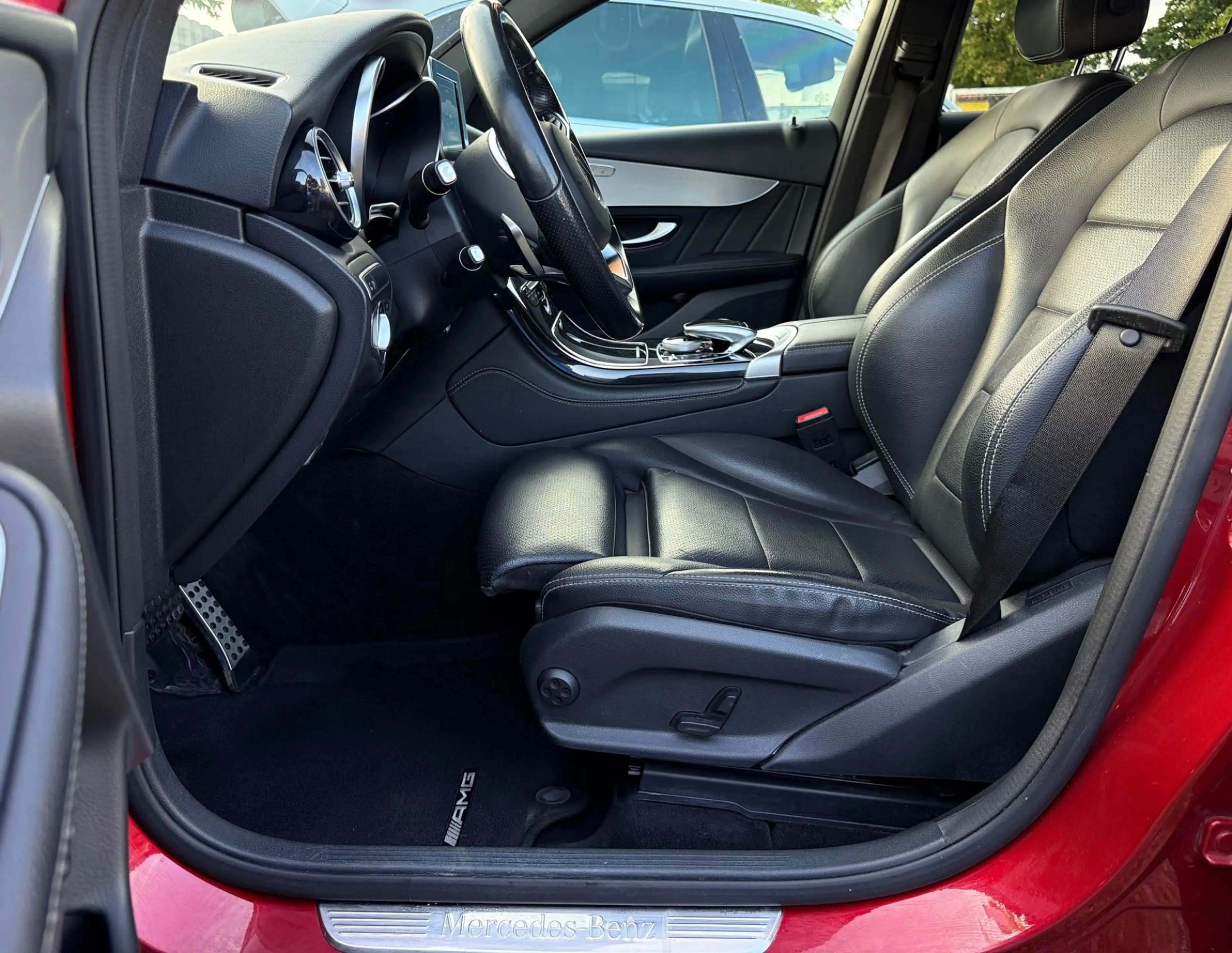 Mercedes-Benz GLC 250 d Coupe AMG Line *Viele-Extras +Servicegepflegt 4 — photo 10