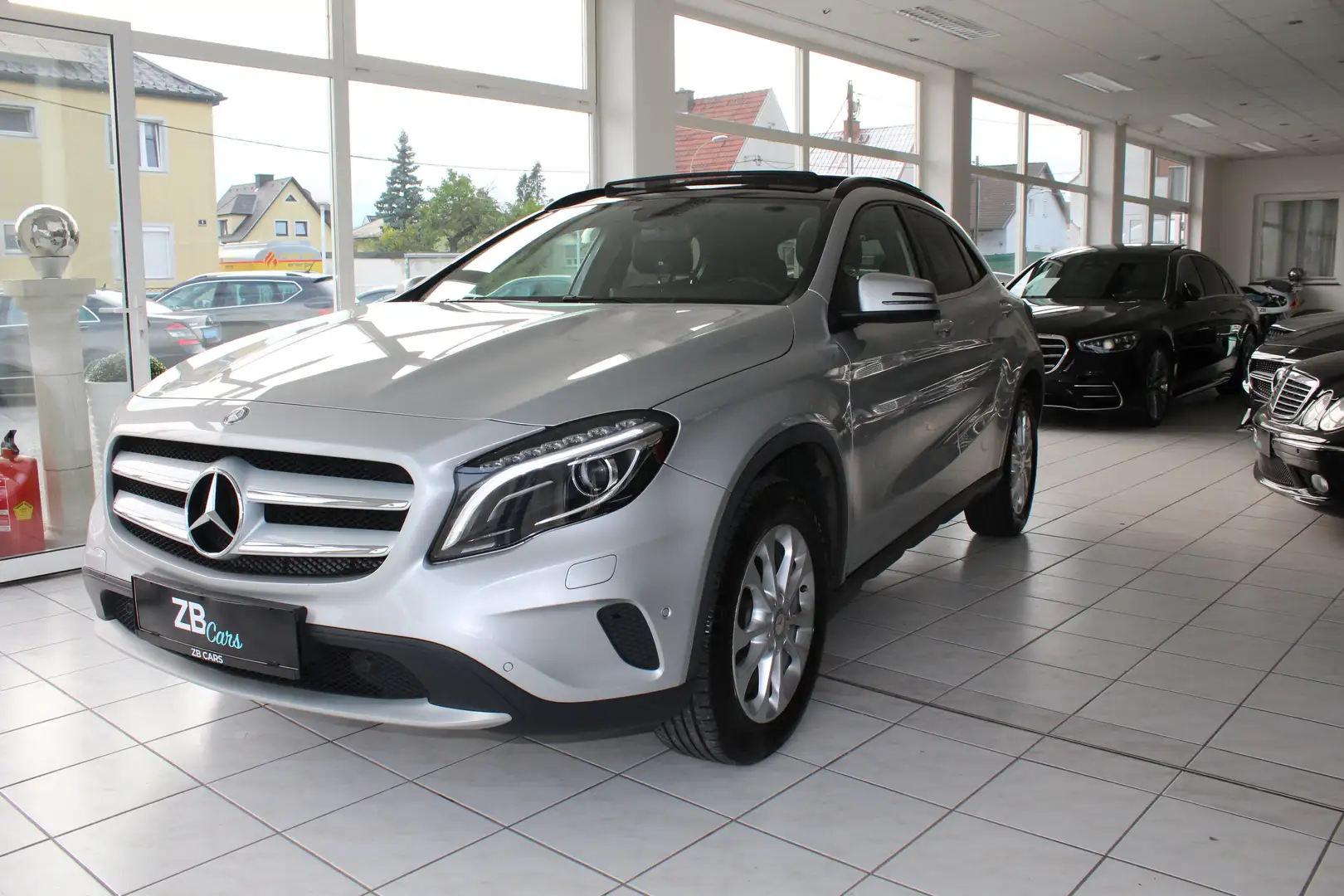 Mercedes-Benz GLA 200 //VERKAUFT//GLA 200 CDI / d (156.902) - 2