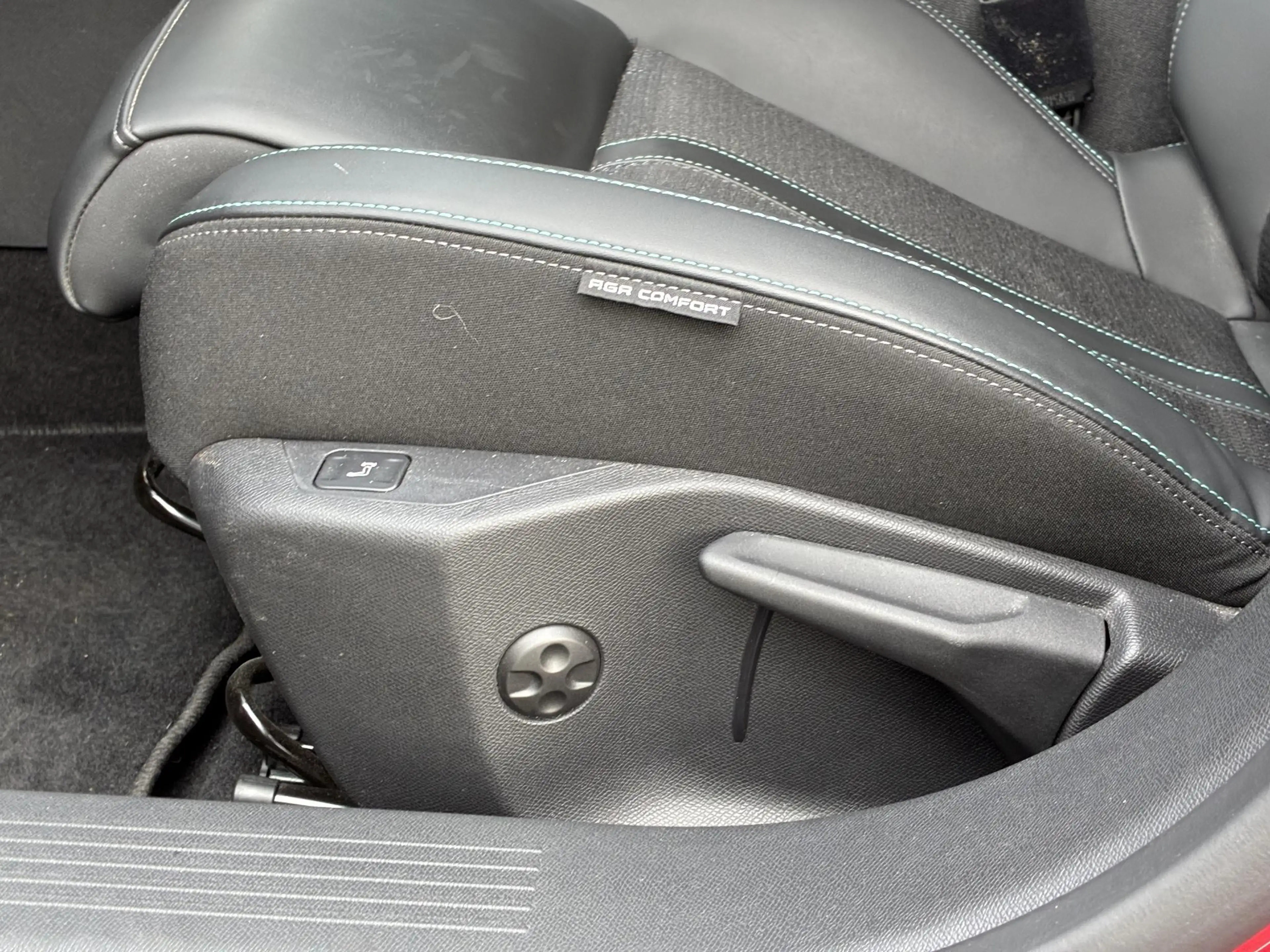 Peugeot 308 SW 1.6 HYbrid 180 Allure Pack Business | Mirror sc — photo 15