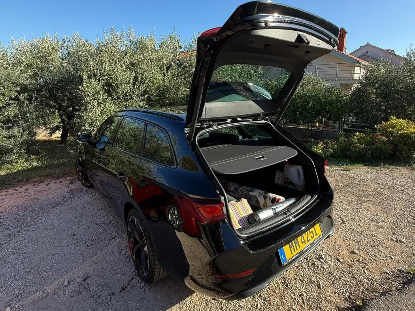 CUPRA Leon Leon Sportstourer 1.5 eTSI DSG Noir - 1