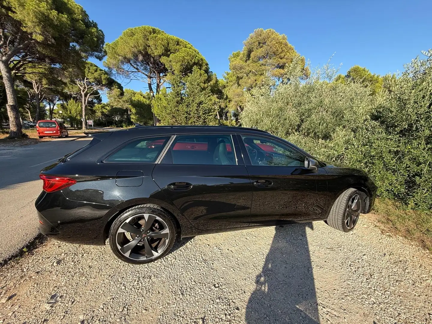 CUPRA Leon Leon Sportstourer 1.5 eTSI DSG Noir - 2