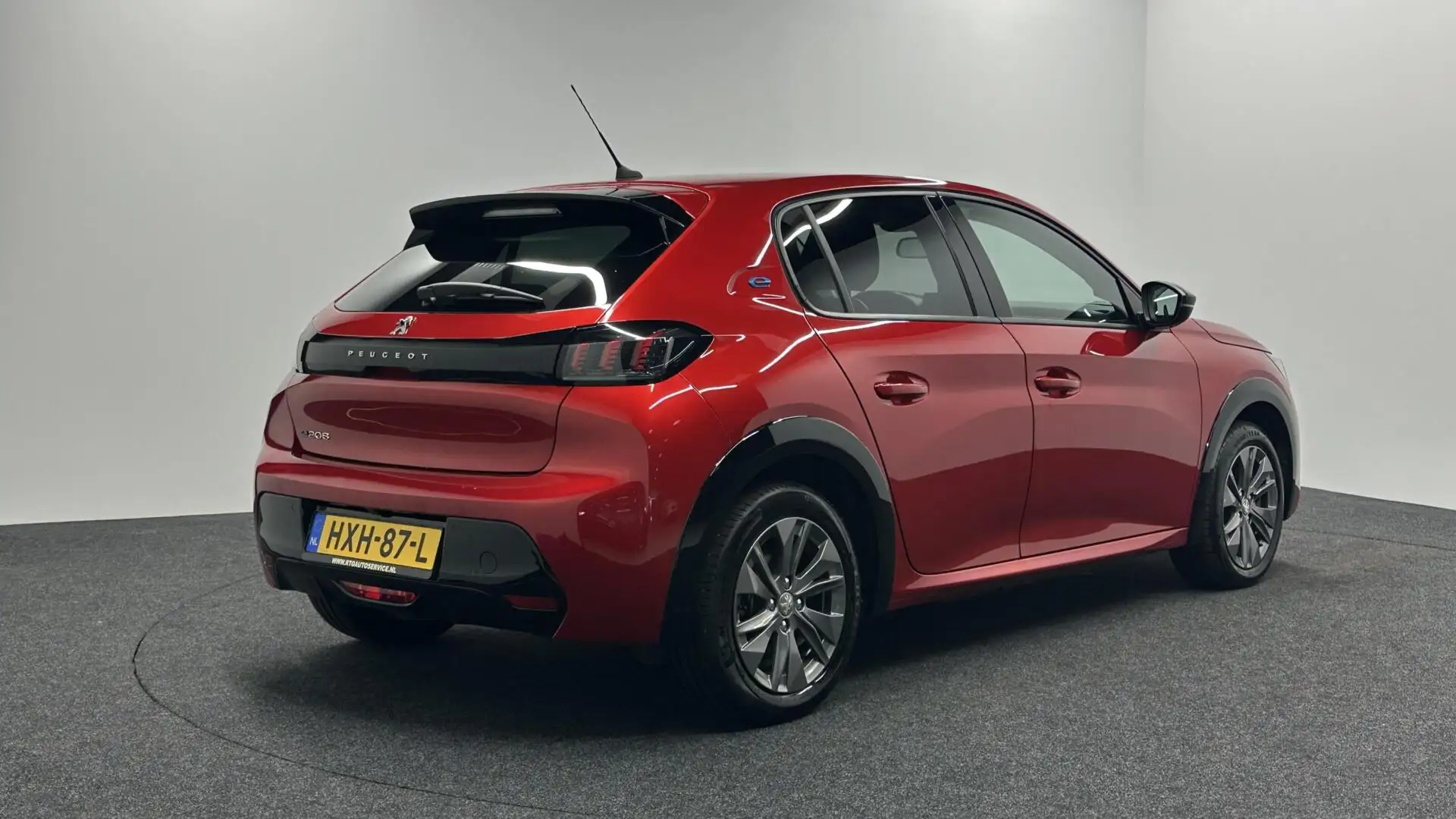 Peugeot e-208 EV Allure Pack 50 kWh CAMERA CARPLAY ECC NAVI CRUI Rojo - 2