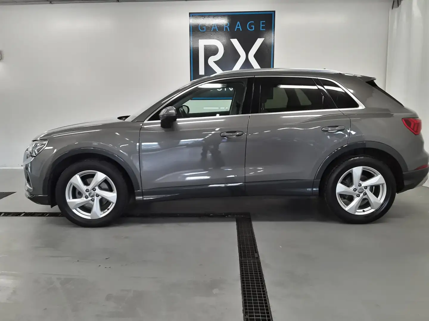 Audi Q3 35 TFSI Advanced S tronic Grigio - 2