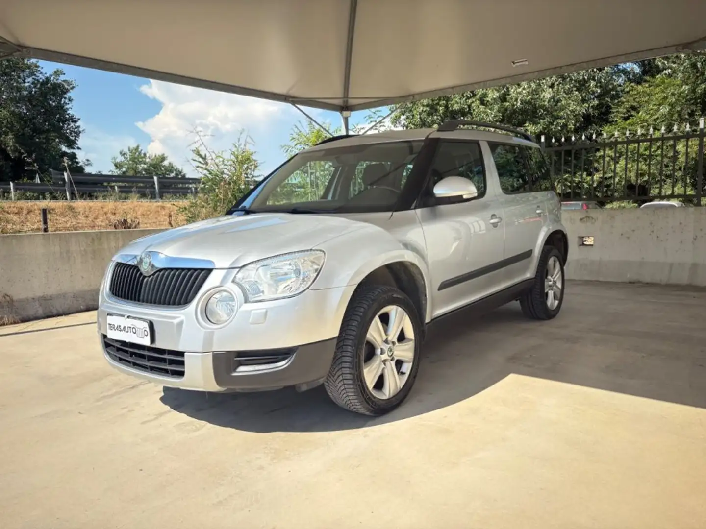 Skoda Yeti 2.0 TDI CR 140CV 4x4 Experience TENUTA BENE Grigio - 1