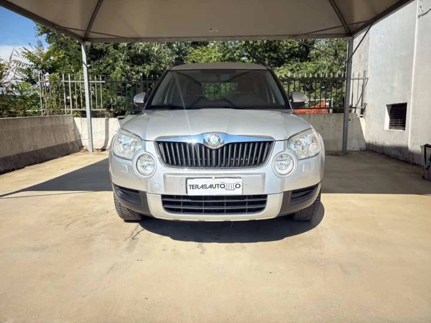 Skoda Yeti 2.0 TDI CR 140CV 4x4 Experience TENUTA BENE Grigio - 2