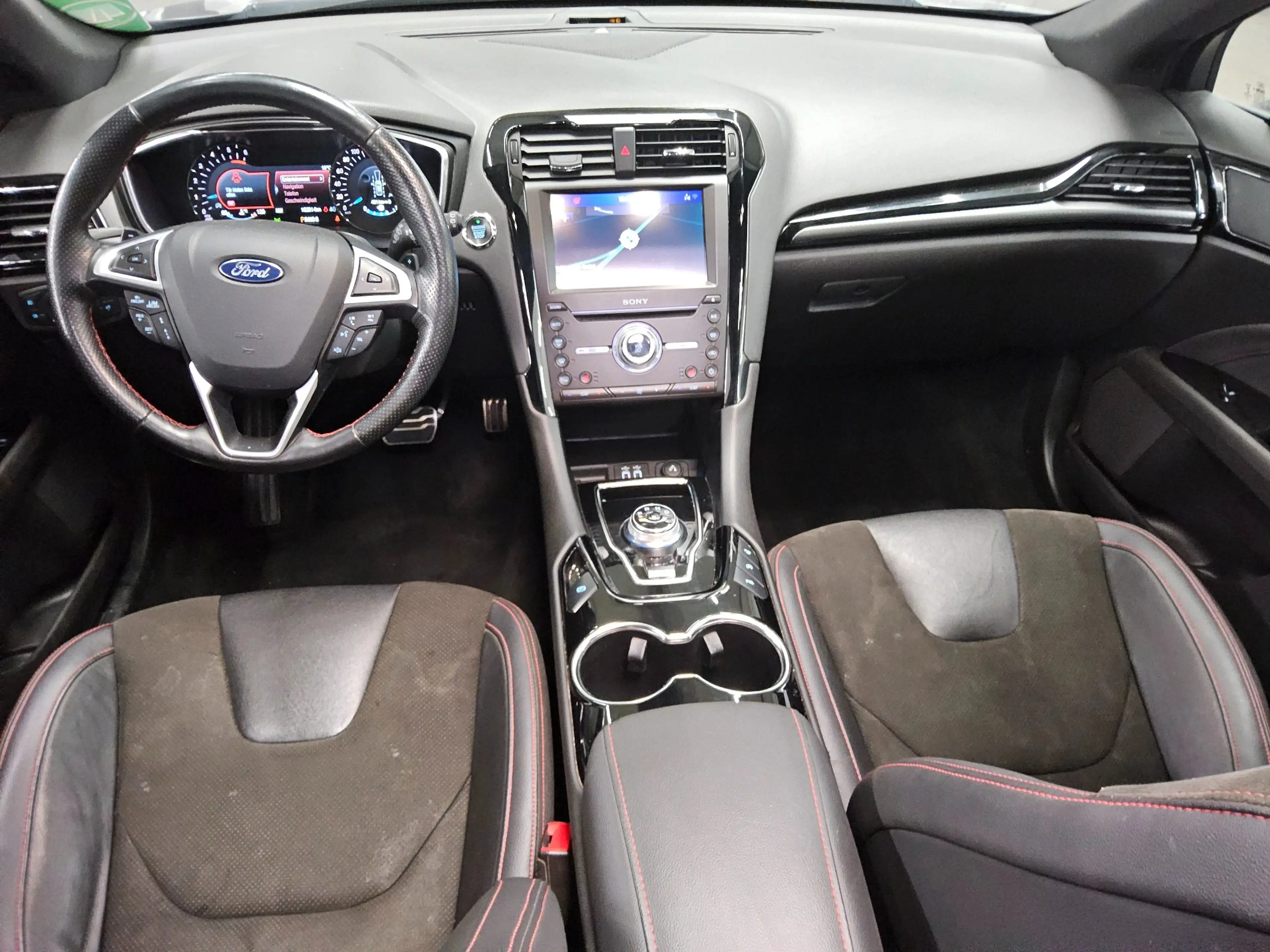 Ford Mondeo — photo 5
