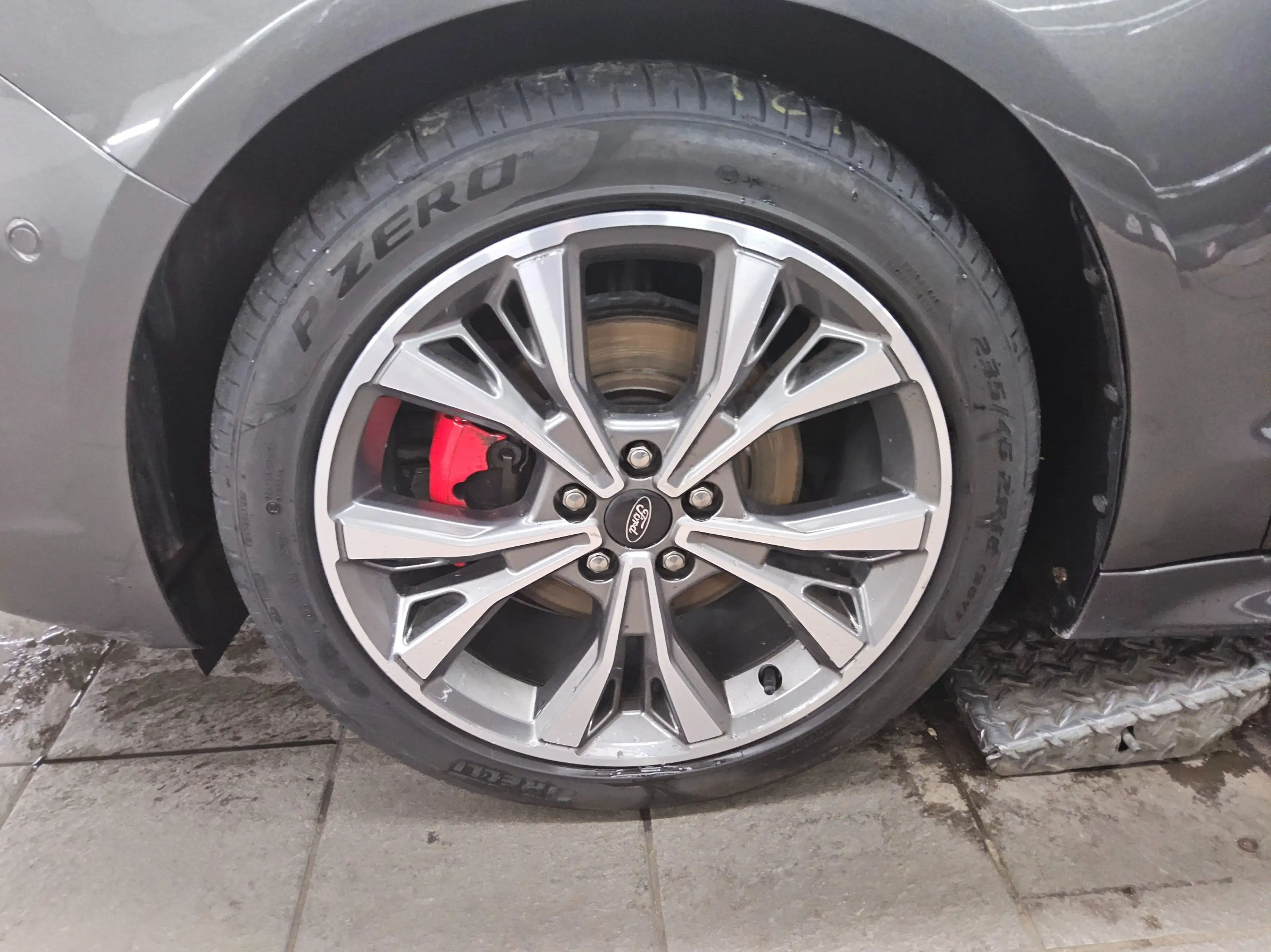 Ford Mondeo — photo 10