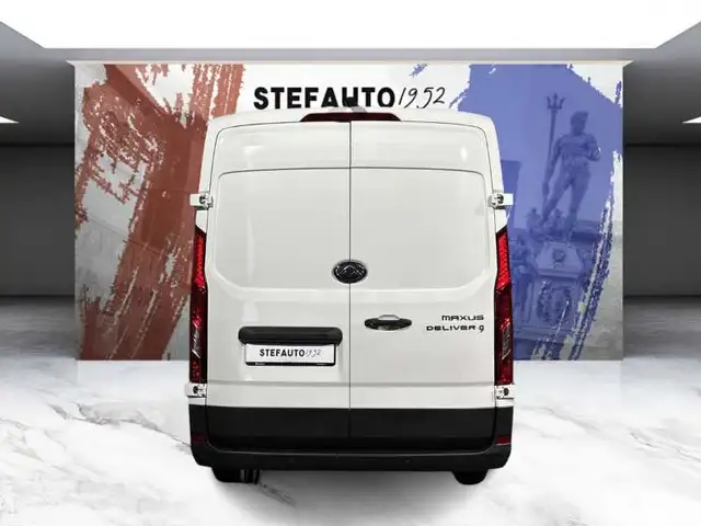 Maxus Deliver 9 view 6