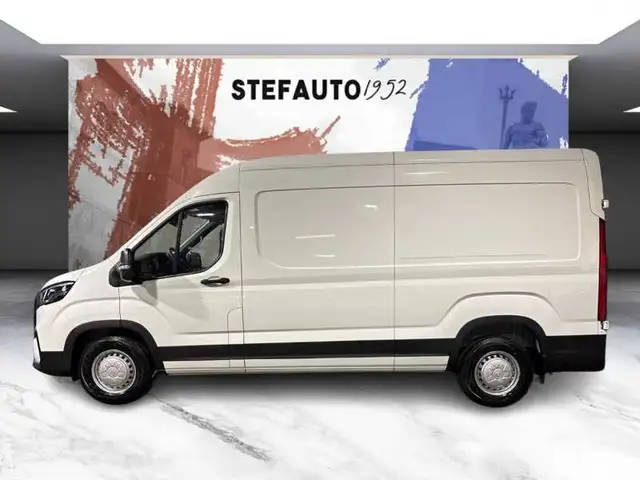 Maxus Deliver 9 view 3