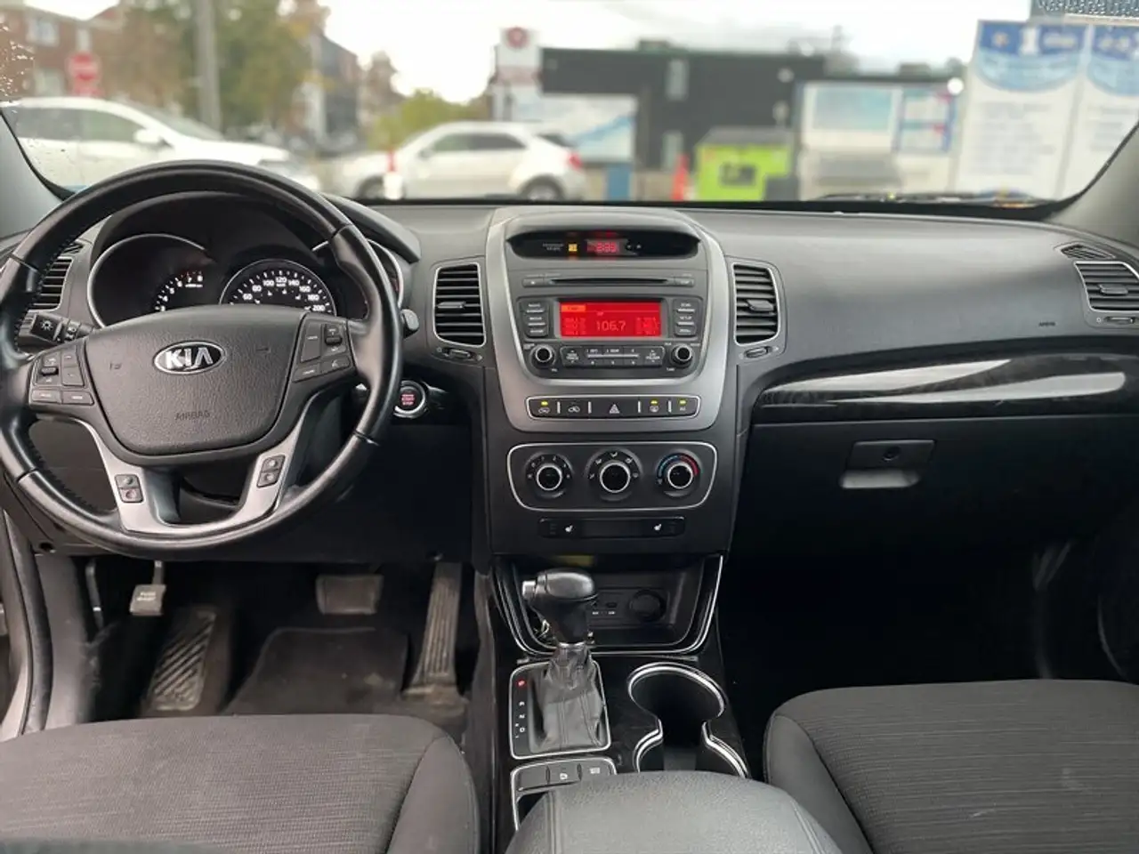 Kia Sorento снимка Kia Sorento