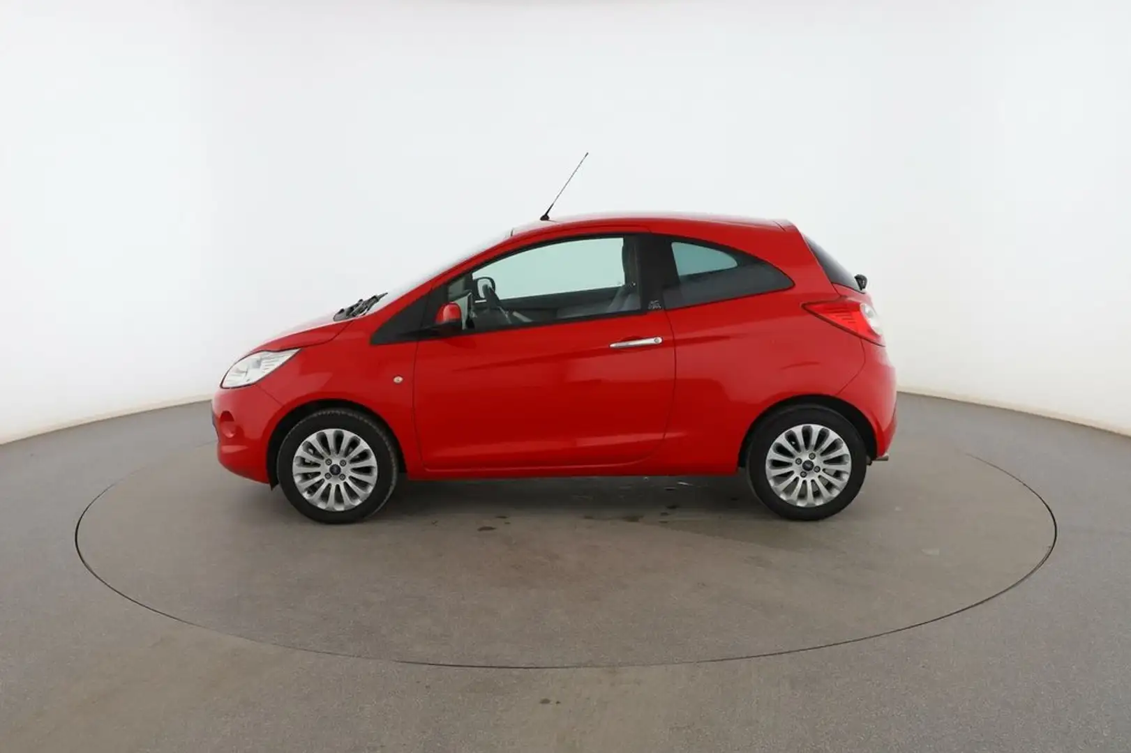 Ford Ka/Ka+ 1.2 Titanium Rojo - 2