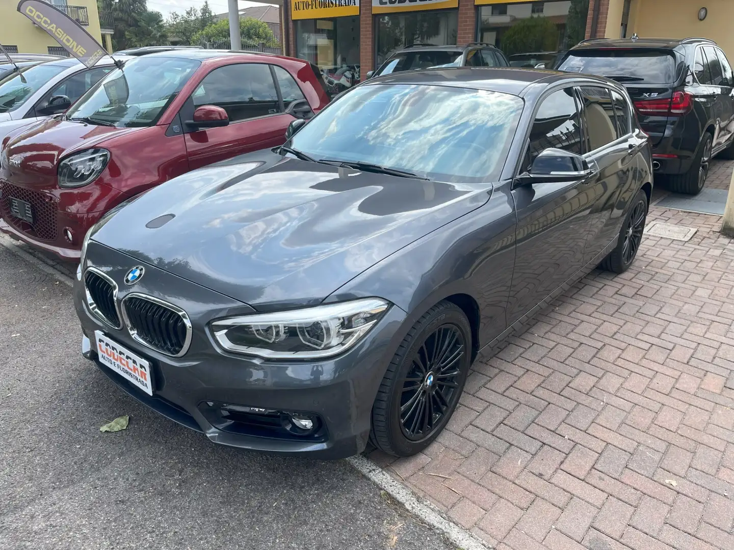 BMW 118 118d 5p. Sport Grigio - 2