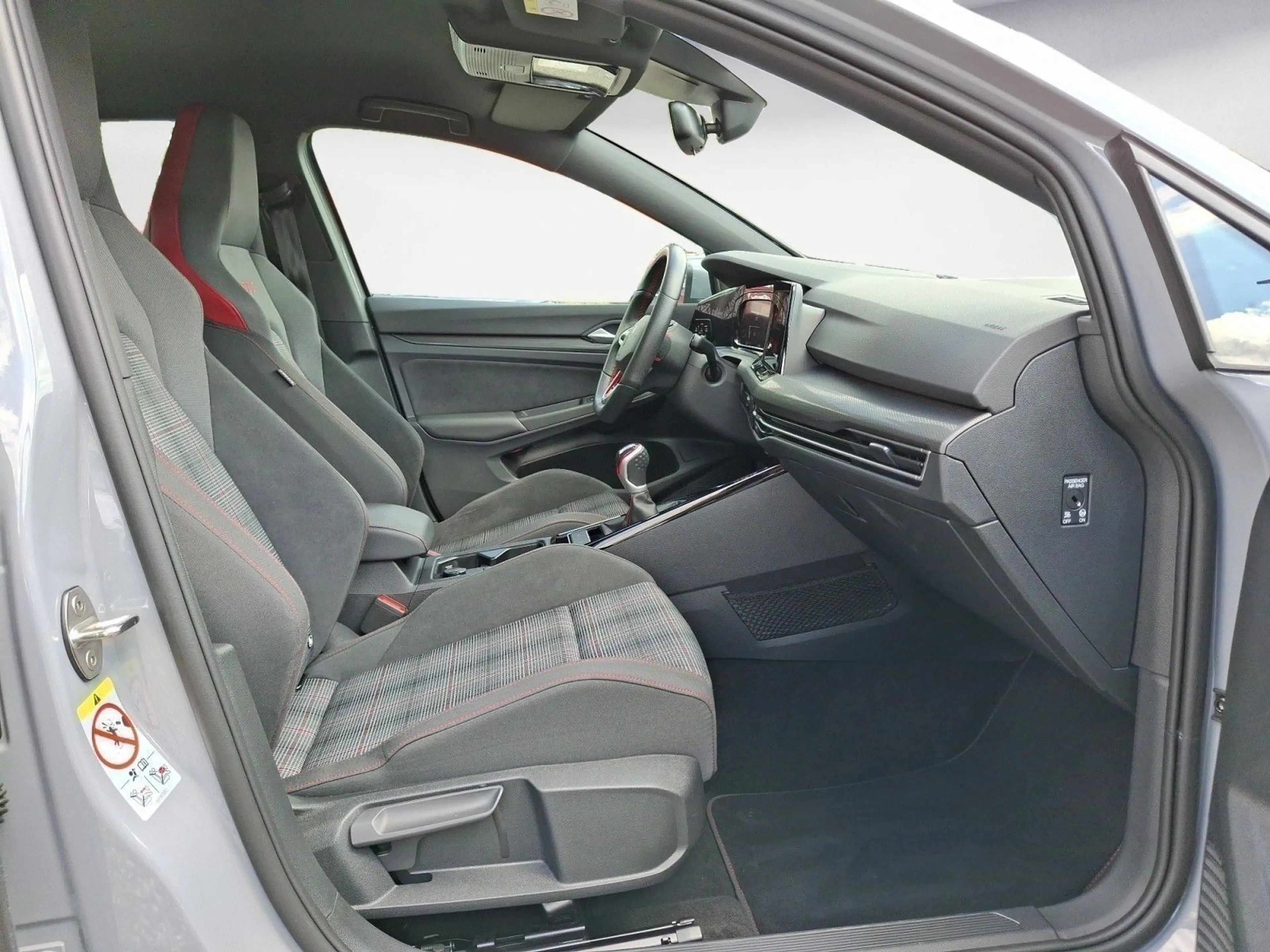 Volkswagen Golf GTI 2.0 TSI DIG.-COCKPIT*PDC*LED*CARPLAY*TE — photo 8